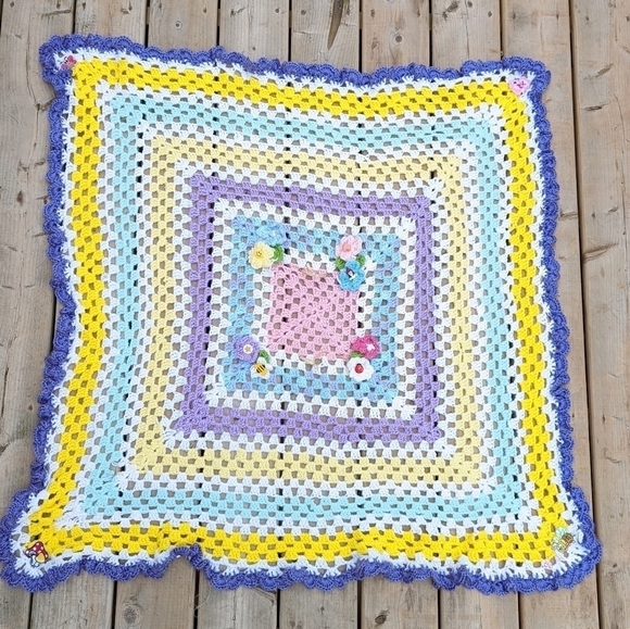HANDMADE crochet square baby blanket 40”x40” - Picture 7 of 12